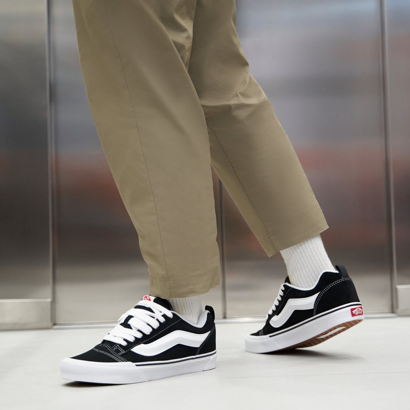 Мъжки маратонки VANS KNU SKOOL  vn0009qc6bt1 цвят черен