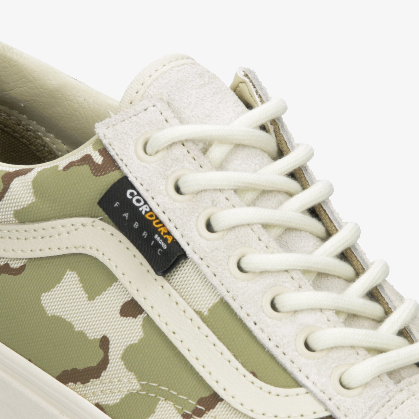 Мъжки маратонки VANS UA OLD SKOOL vn0a4bv5vzk1 цвят зелен