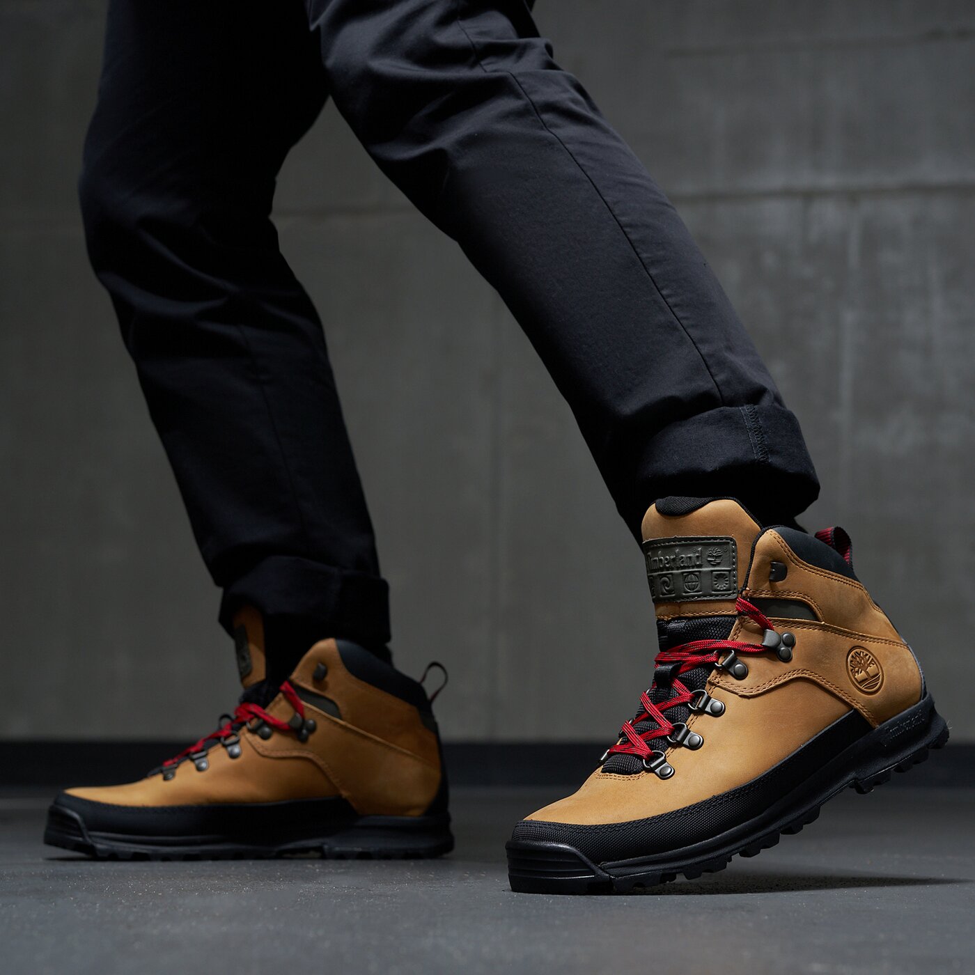 Мъжки зимни обувки TIMBERLAND WORLD HIKER tb0a5rf72311 цвят жълт