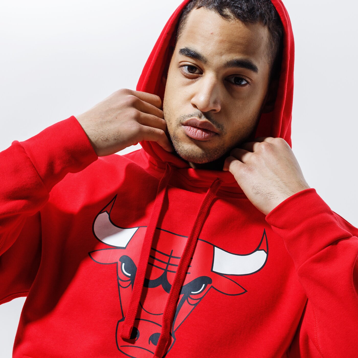 Мъжки суичър NIKE СУИТЧЪР С КАЧУЛКА CHICAGO BULLS ESSENTIAL NBA cn1191-657 цвят червен