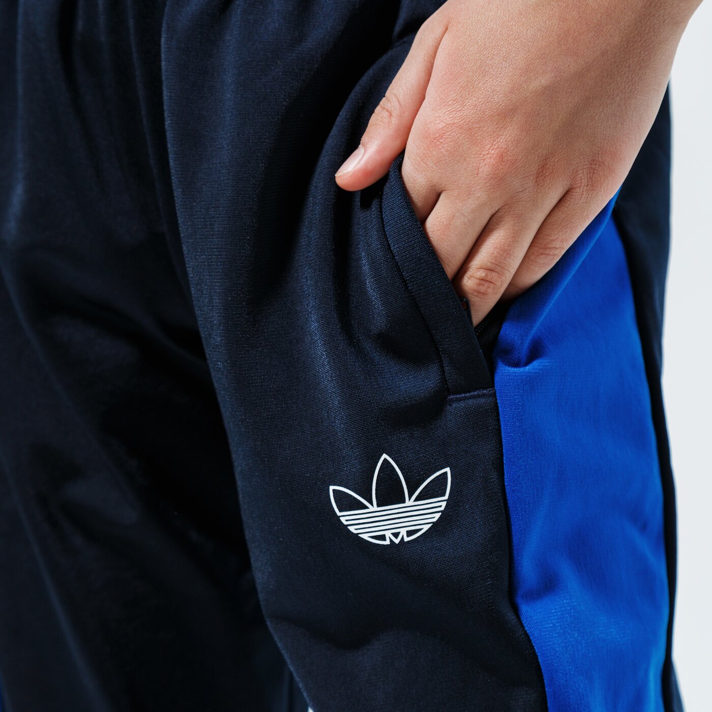 Детски панталони ADIDAS ПАНТАЛОНИ TRACK PANT MM gn2416 цвят тъмносин