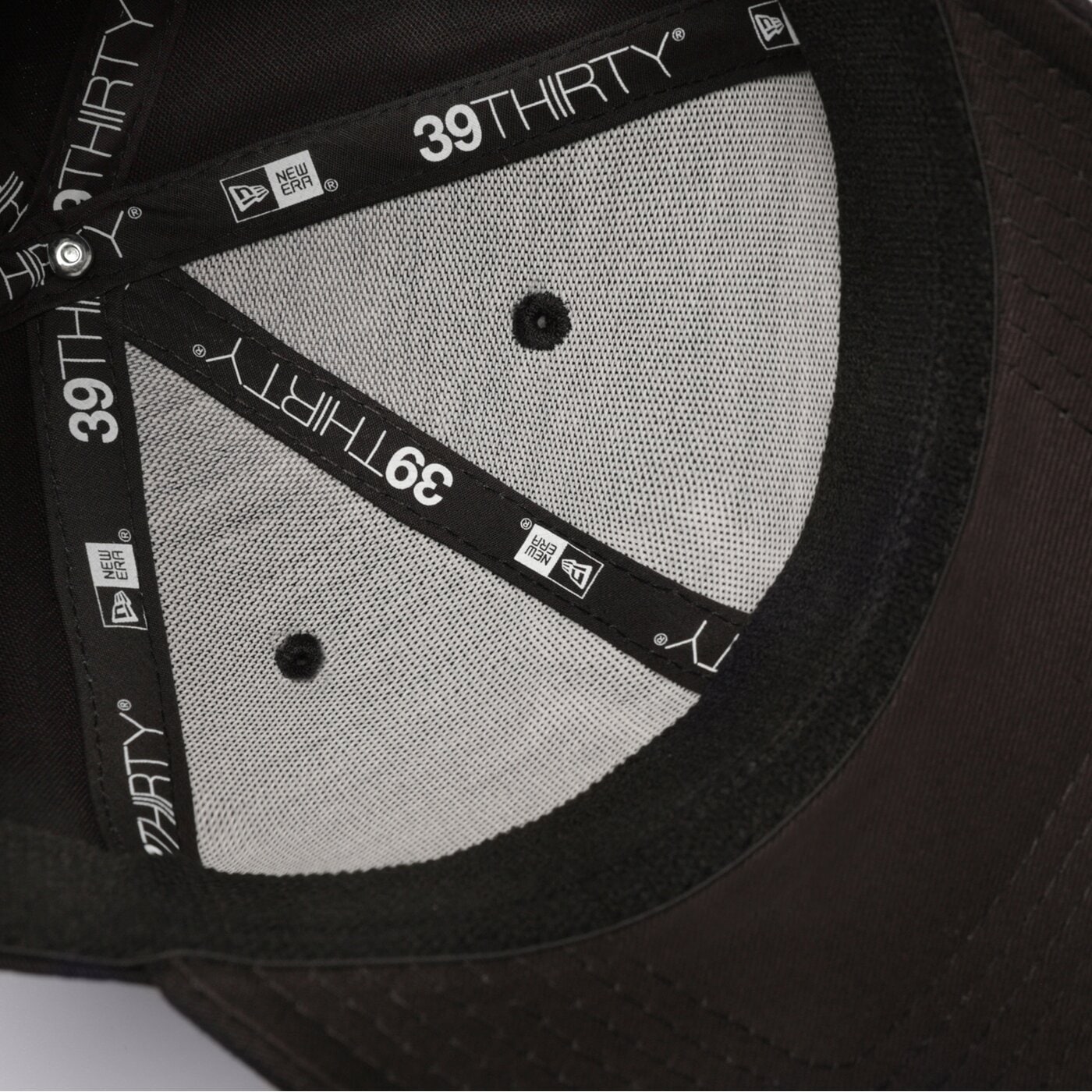 Дамска шапка с козирка NEW ERA ШАПКА 3930 CLASSIC NY YANKEES 10145638 цвят черен