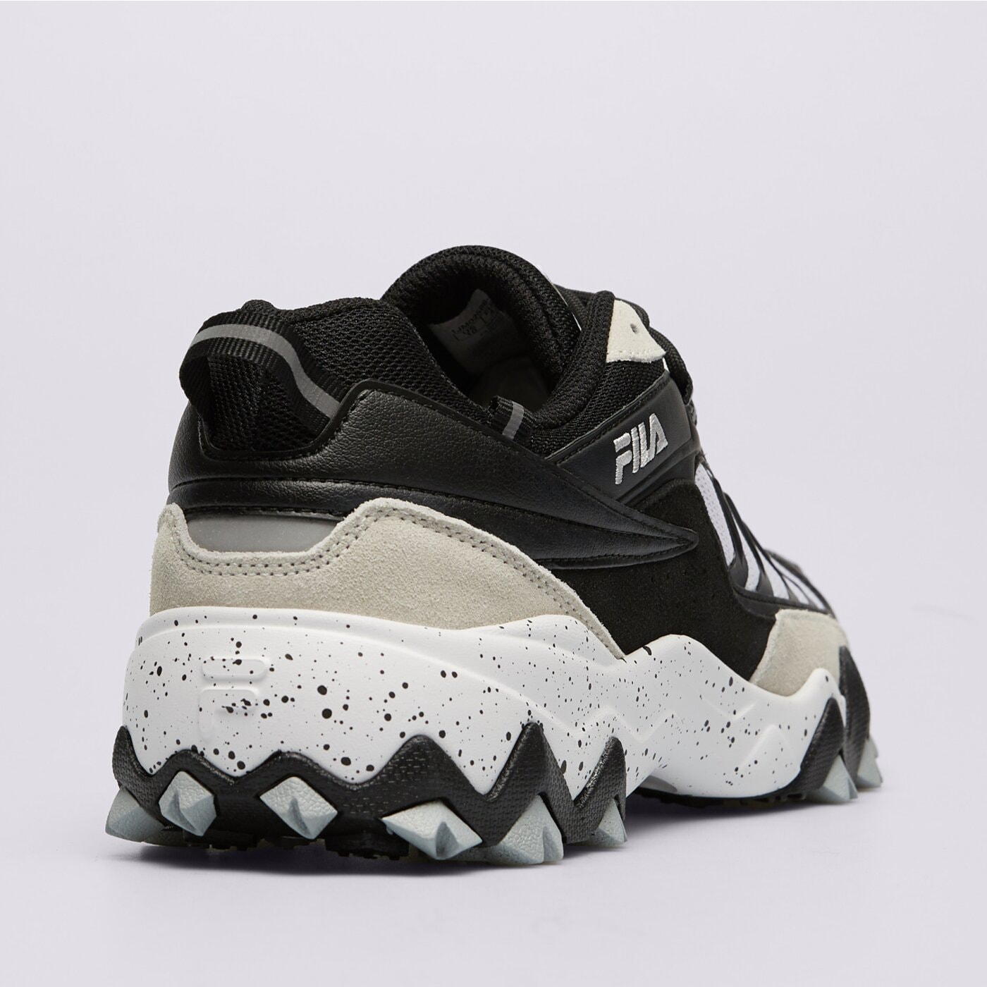 Мъжки маратонки FILA RAVAGEMENT 1jm02586-120 цвят черен