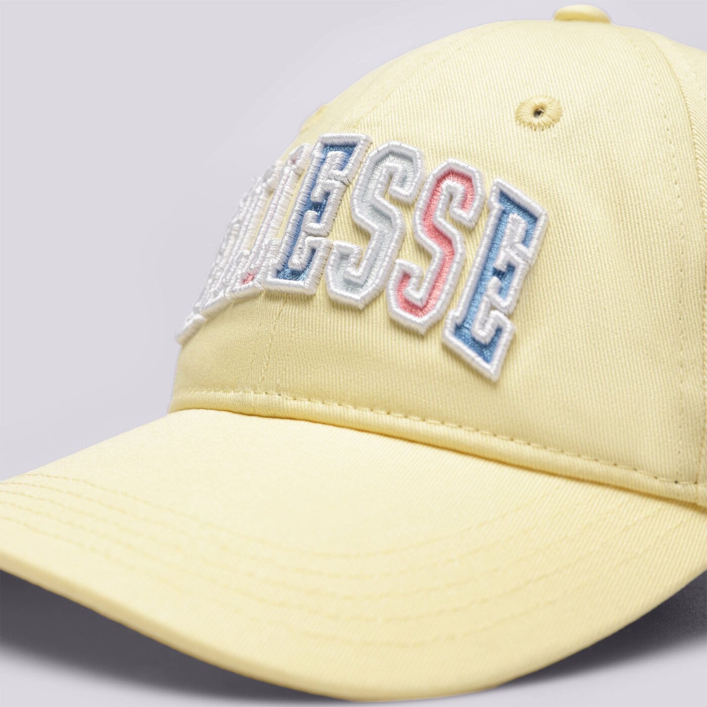 Дамска шапка с козирка ELLESSE ШАПКА CAPALO CAP YELLOW sara3046606 цвят жълт
