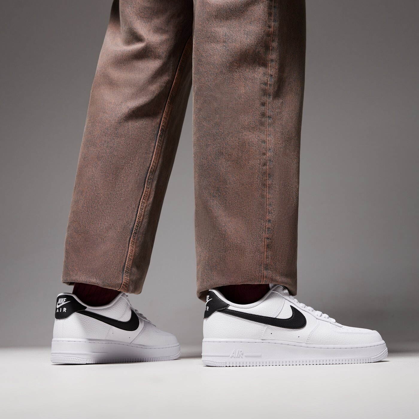 Мъжки маратонки NIKE AIR FORCE 1 '07  ct2302-100 цвят бял