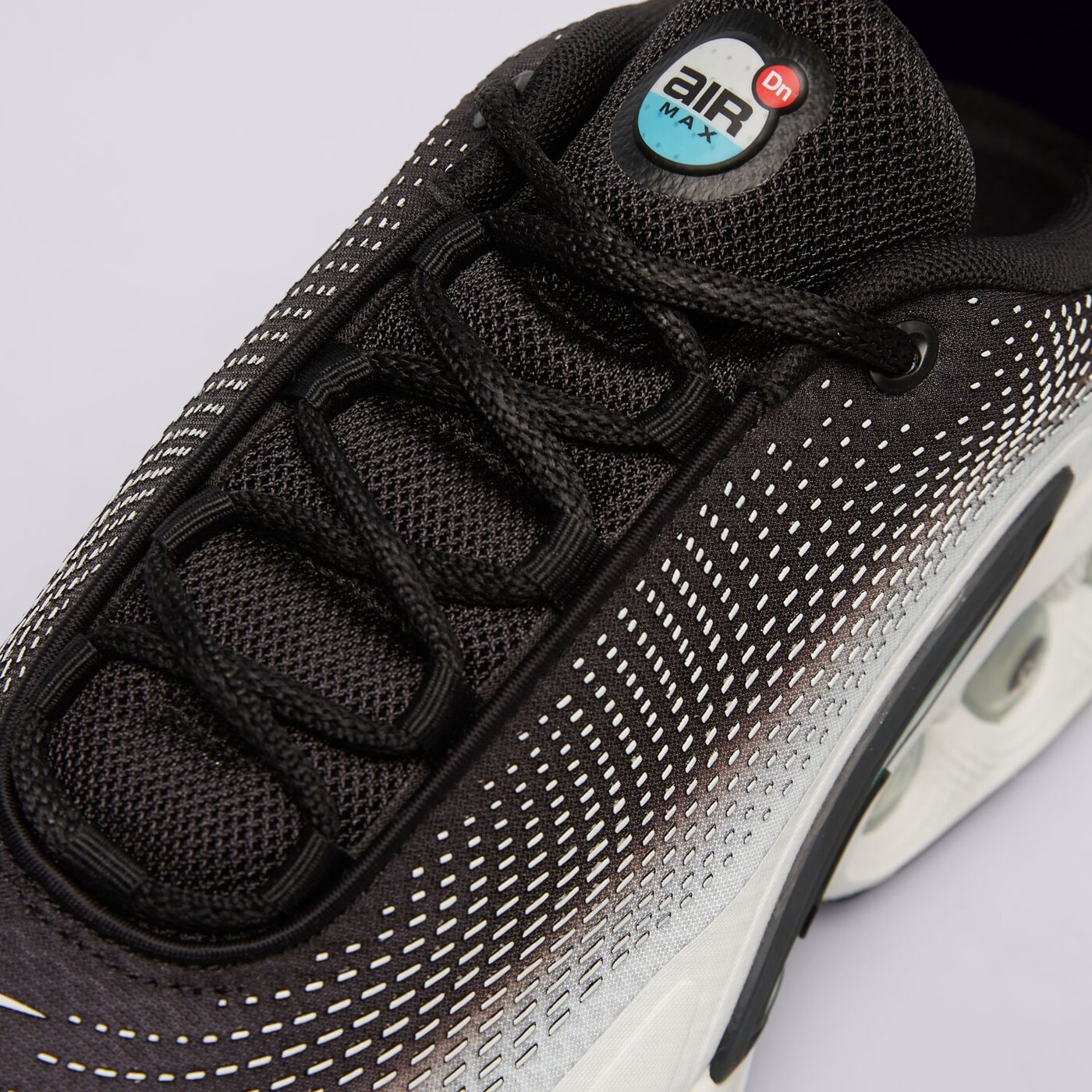 Мъжки маратонки NIKE AIR MAX DN hf5531-001 цвят бял