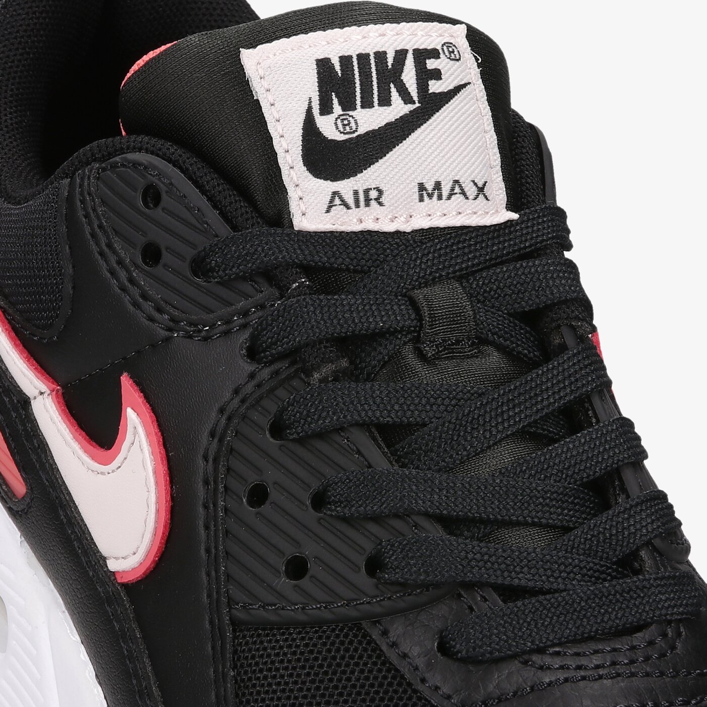 Дамски маратонки NIKE W AIR MAX 90  da8726-001 цвят черен