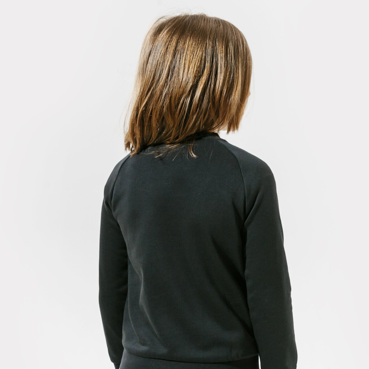 Детски суичър ADIDAS СУИТЧЪР CREW WW gn7468 цвят черен