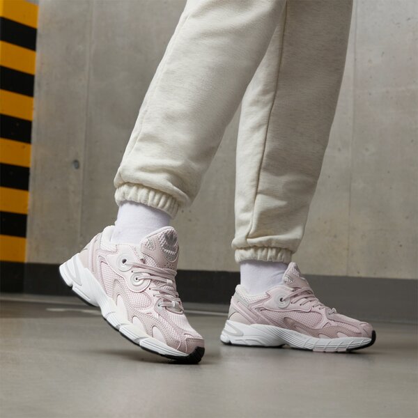 Дамски маратонки ADIDAS ASTIR W hp9038 цвят розов