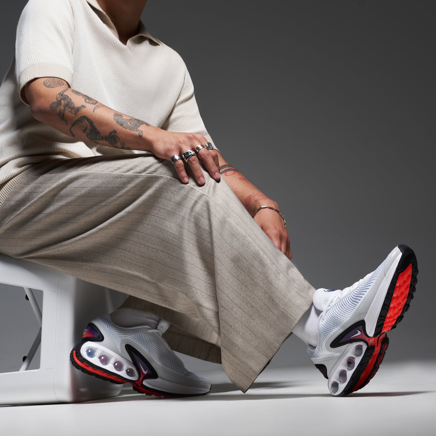 Мъжки маратонки NIKE AIR MAX DN dv3337-104 цвят бял