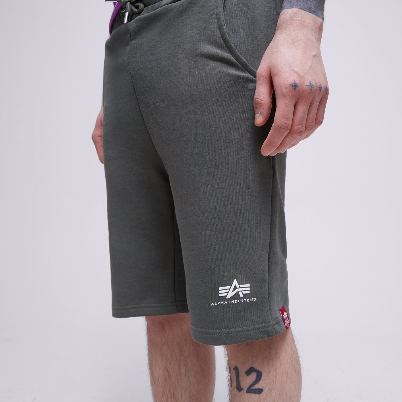 Мъжки къси панталони ALPHA INDUSTRIES ШОРТИ BASIC SL 116363-142 цвят сив