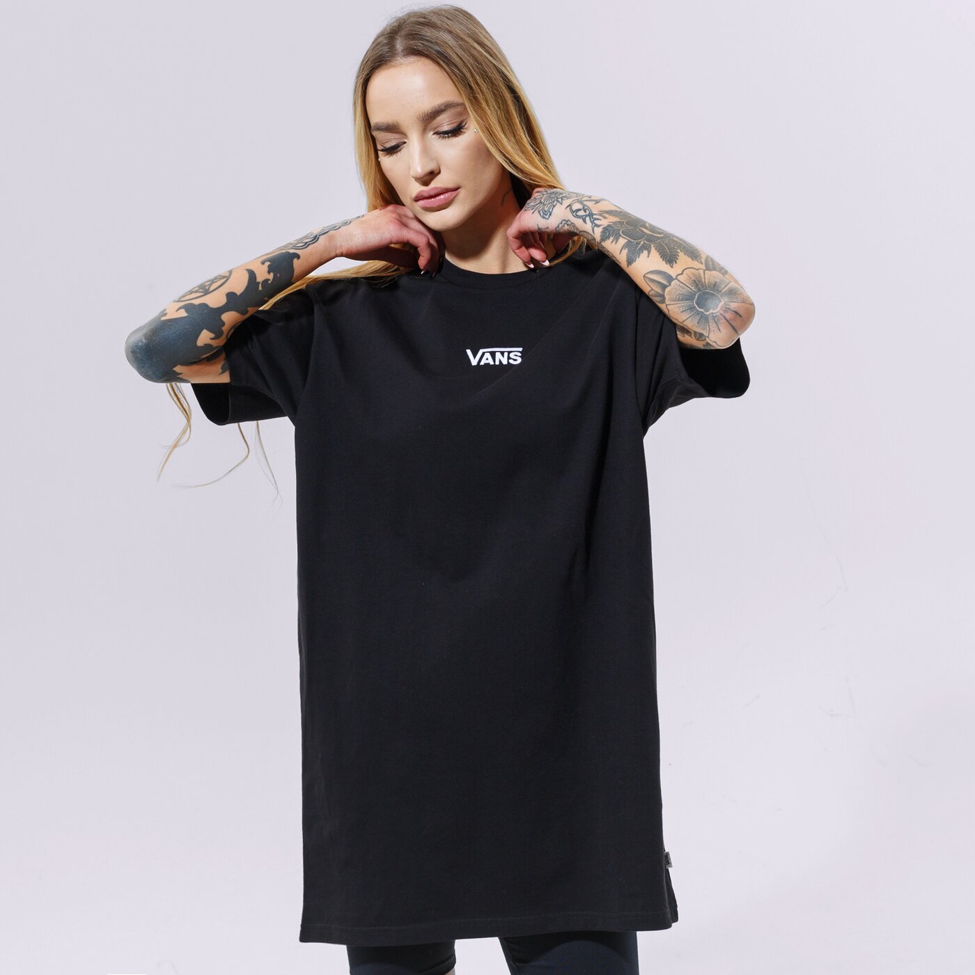 Дамски VANS РОКЛЯ WM CENTER VEE TEE BLACK  vn0a4ru2blk1 цвят черен