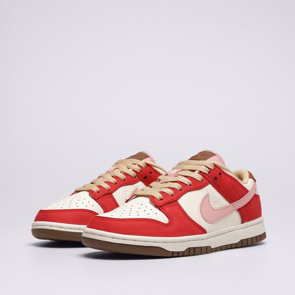 Дамски маратонки NIKE DUNK LOW PRM fb7910-600 цвят червен