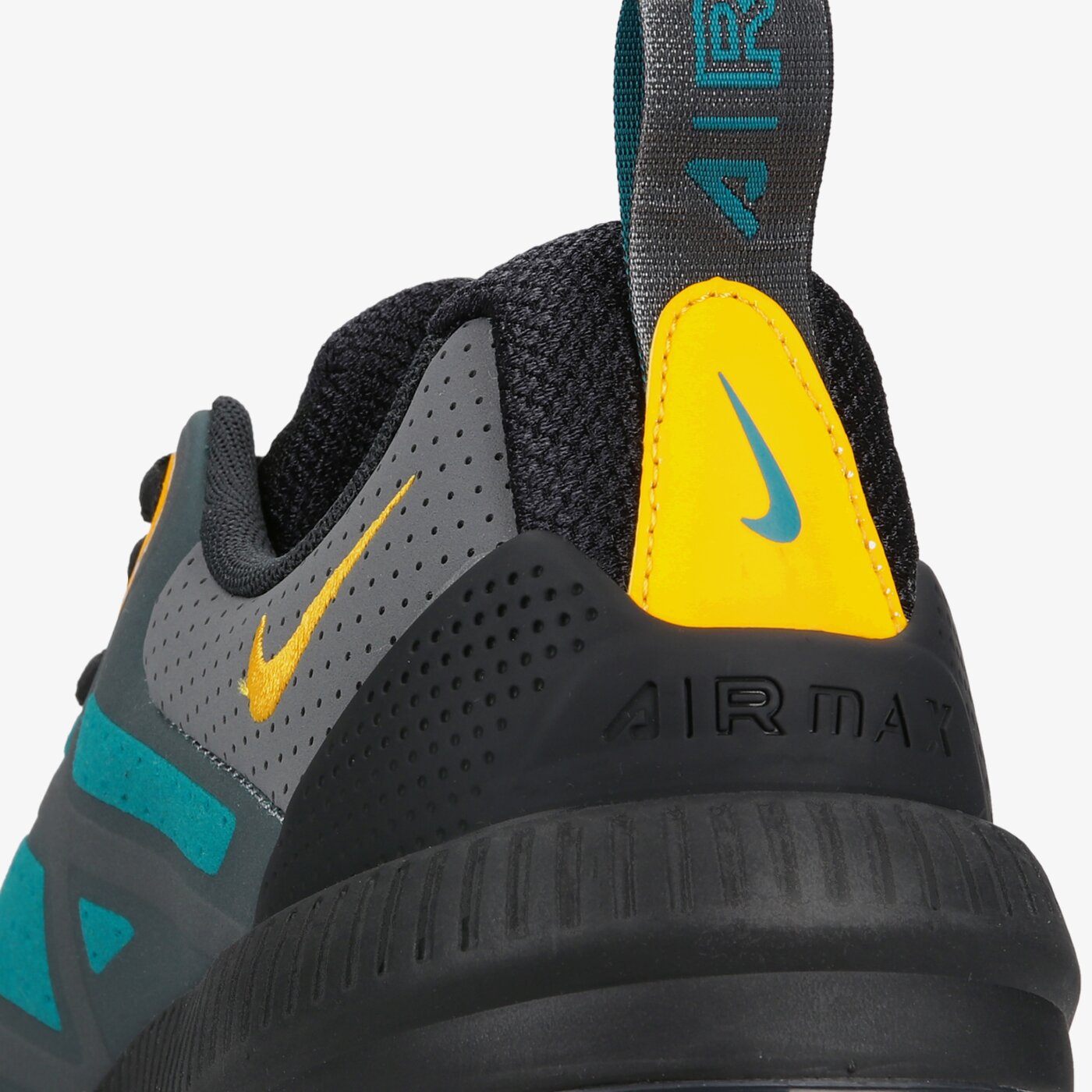 Мъжки маратонки NIKE AIR MAX GENOME dc9410-002 цвят сив