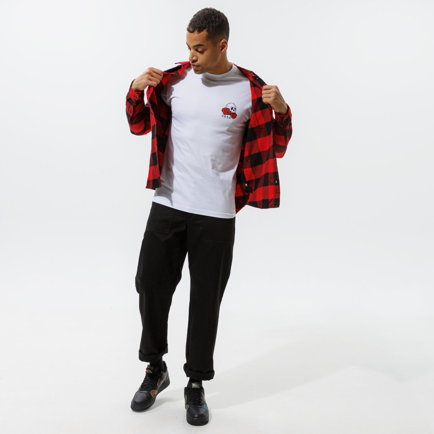 Мъжка тениска VANS ТЕНИСКА MN ROSE BED SS WHITE vn0a54cvwht1 цвят бял