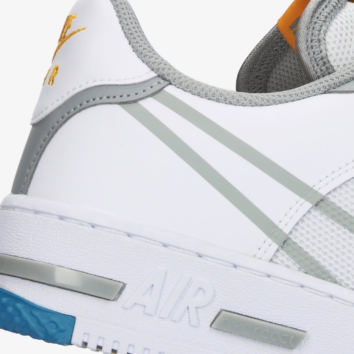 Мъжки маратонки NIKE AIR FORCE 1 REACT ct1020-100 цвят бял