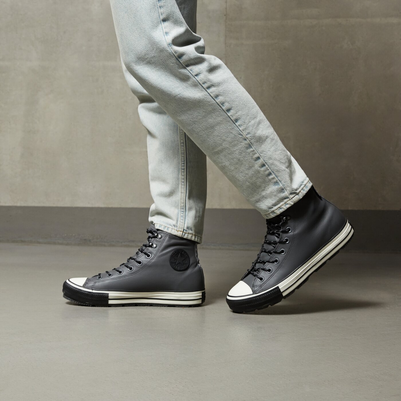 Мъжки маратонки CONVERSE CHUCK TAYLOR ALL STAR WINTER WATERPROOF a02406c цвят сив