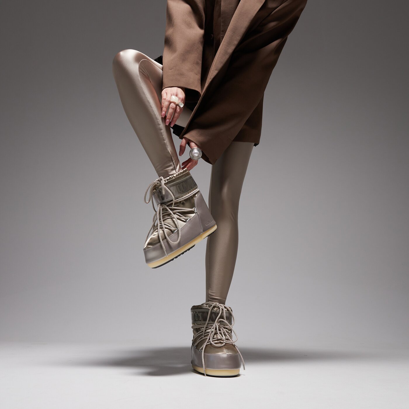 Дамски кежуал MOON BOOT ICON LOW GLANCE  80d1409350b003 цвят златен