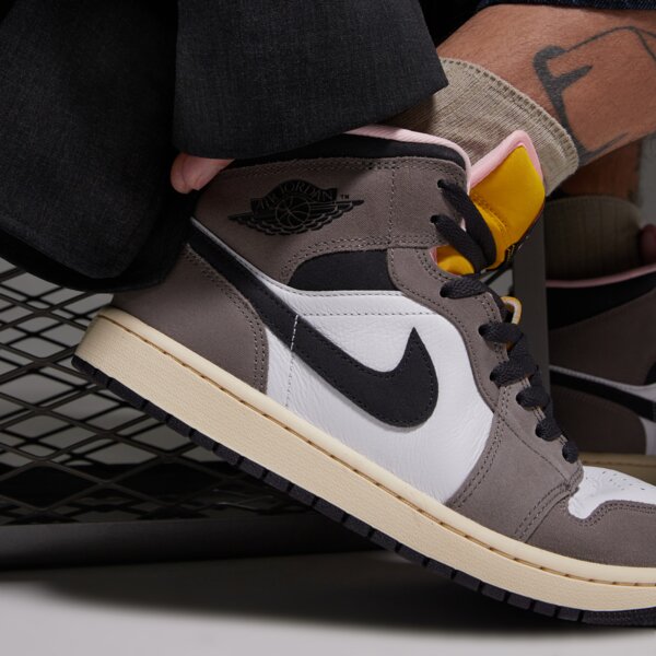 Мъжки маратонки AIR JORDAN 1 MID  hq2011-100 цвят бял