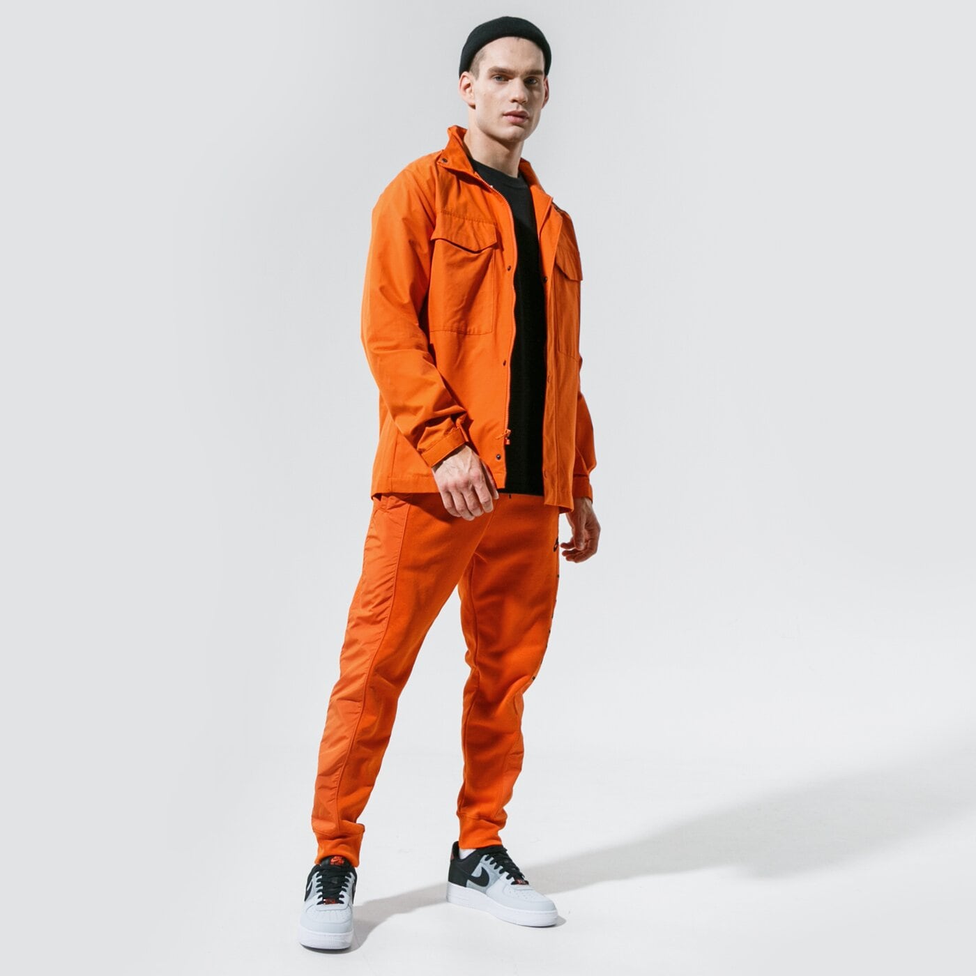 Мъжки панталони NIKE ПАНТАЛОНИ SPORTSWEAR cz9942-893 цвят оранжев