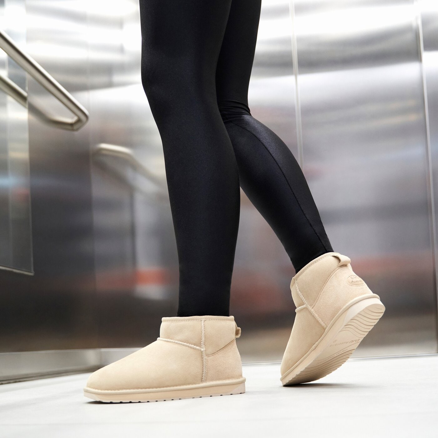 Дамски кежуал EMU AUSTRALIA STINGER MICRO  w10937macadamia цвят бежов