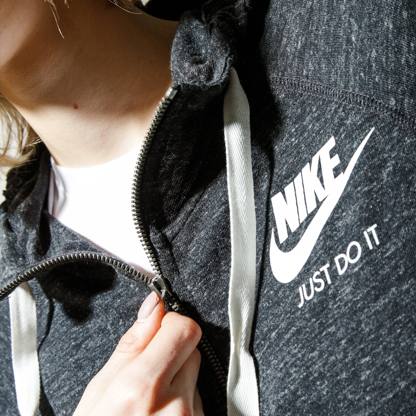 Дамски суичър NIKE СУИТЧЪР W NSW GYM VNTG HOODIE FZ 883729-010 цвят черен