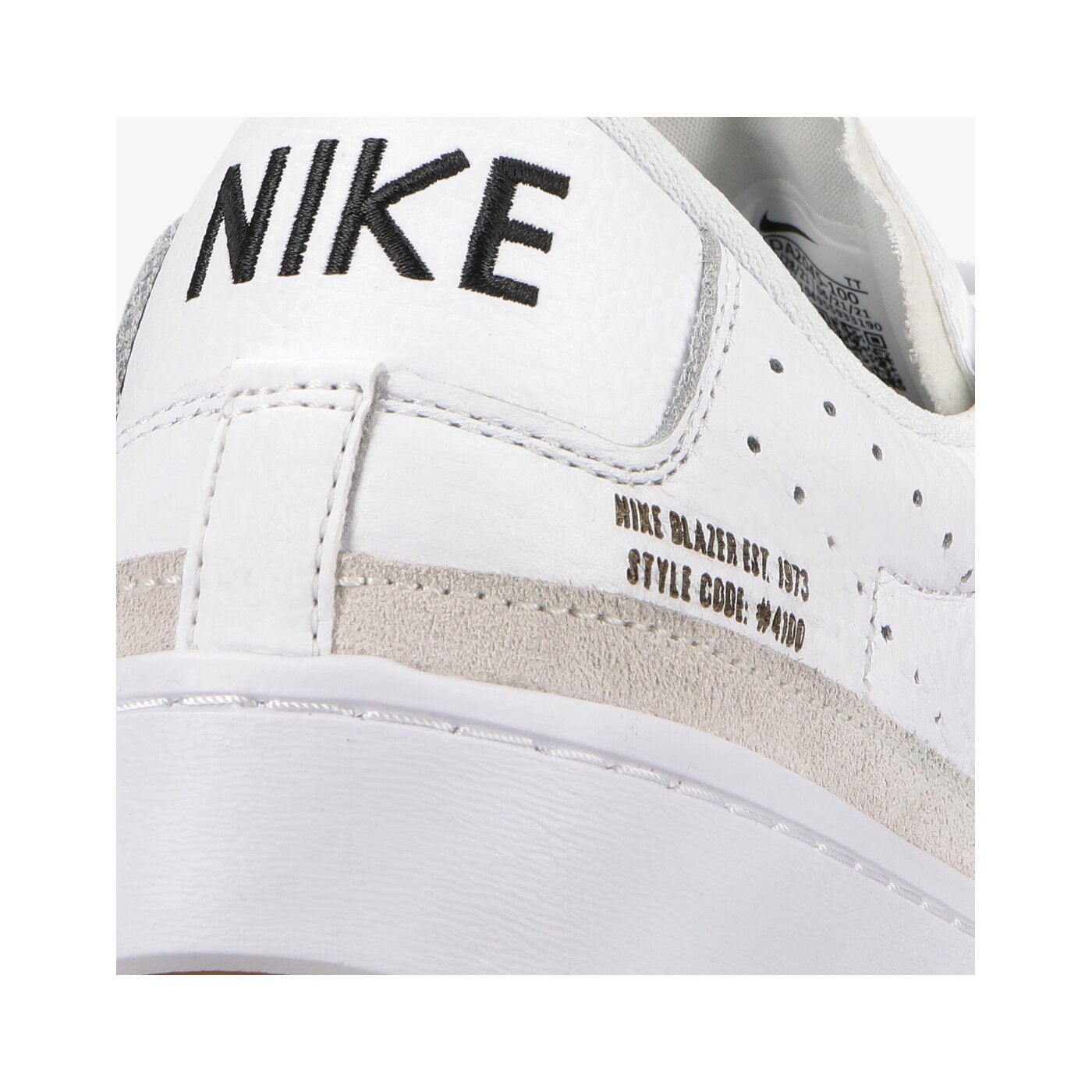 Мъжки маратонки NIKE BLAZER LOW  da2045-100 цвят бял
