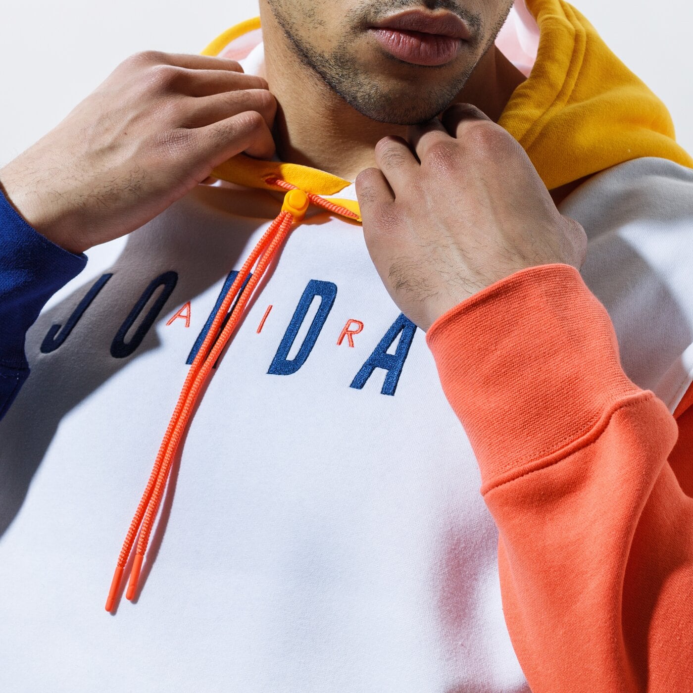 Мъжки суичър JORDAN СУИТЧЪР С КАЧУЛКА JUMPMAN AIR cw8434-100 цвят многоцветен