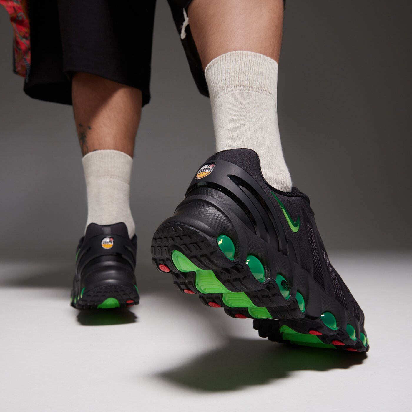 Мъжки маратонки NIKE AIR MAX DN8 ih4119-001 цвят черен