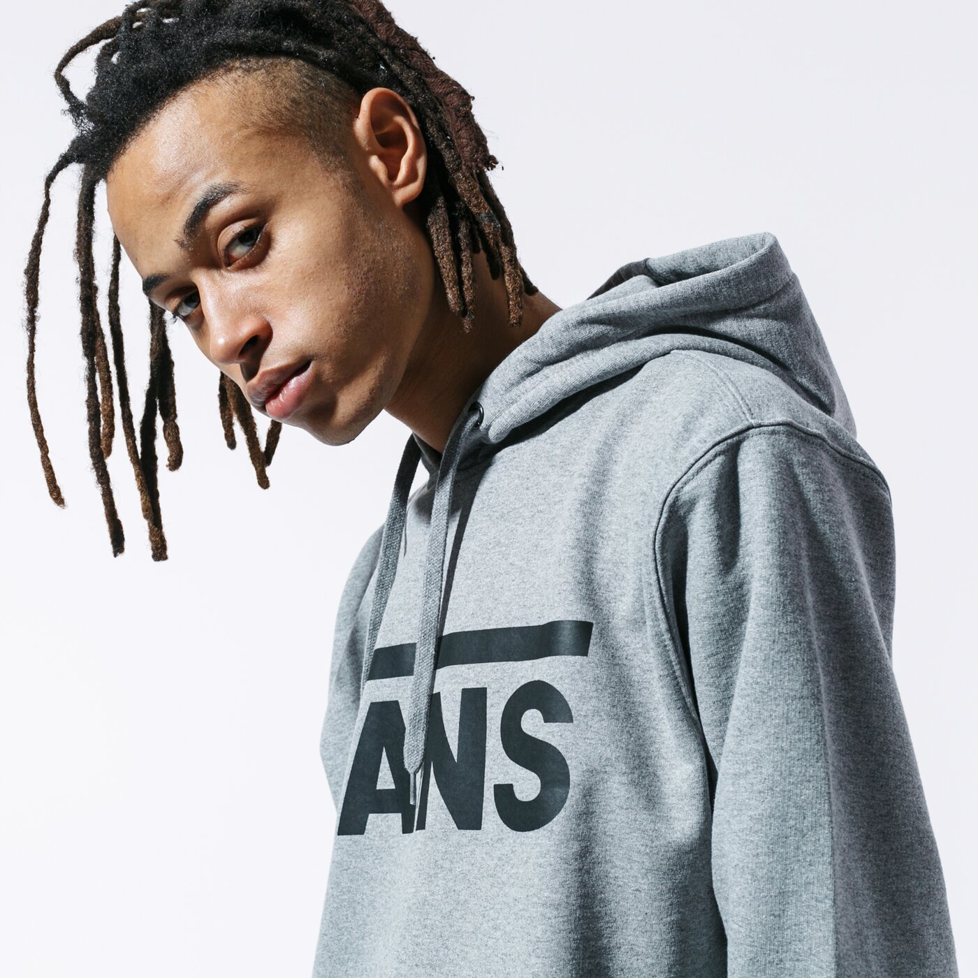 Мъжки суичър VANS СУИТЧЪР С КАЧУЛКА CLASSIC PO II CEMENT HEATHE CEMENT HE vn0a456bady1 цвят сив