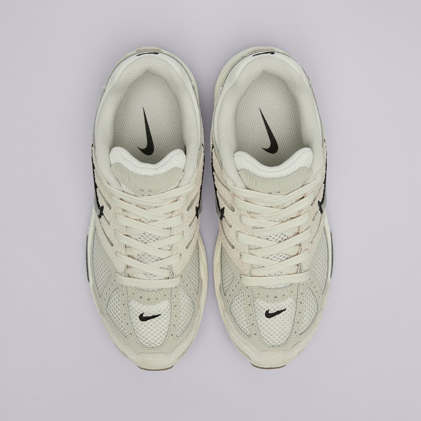 Дамски маратонки NIKE W AIR PEGASUS 2005 SDE  hj5271-002 цвят бежов