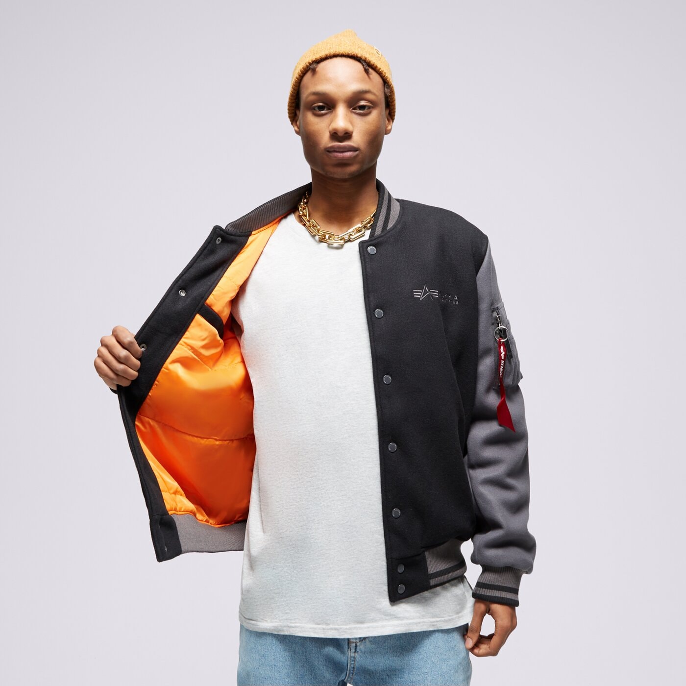 Мъжко зимно яке ALPHA INDUSTRIES ЯКЕ VARSITY AIR FORCE 1381073 цвят черен