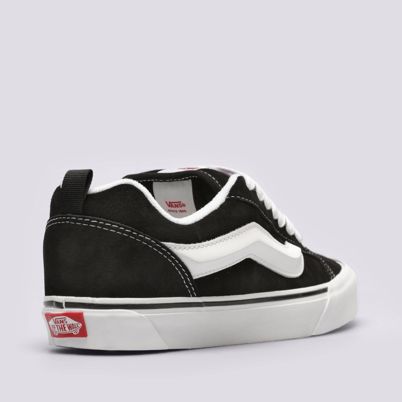 Мъжки маратонки VANS KNU SKOOL  vn0009qc6bt1 цвят черен