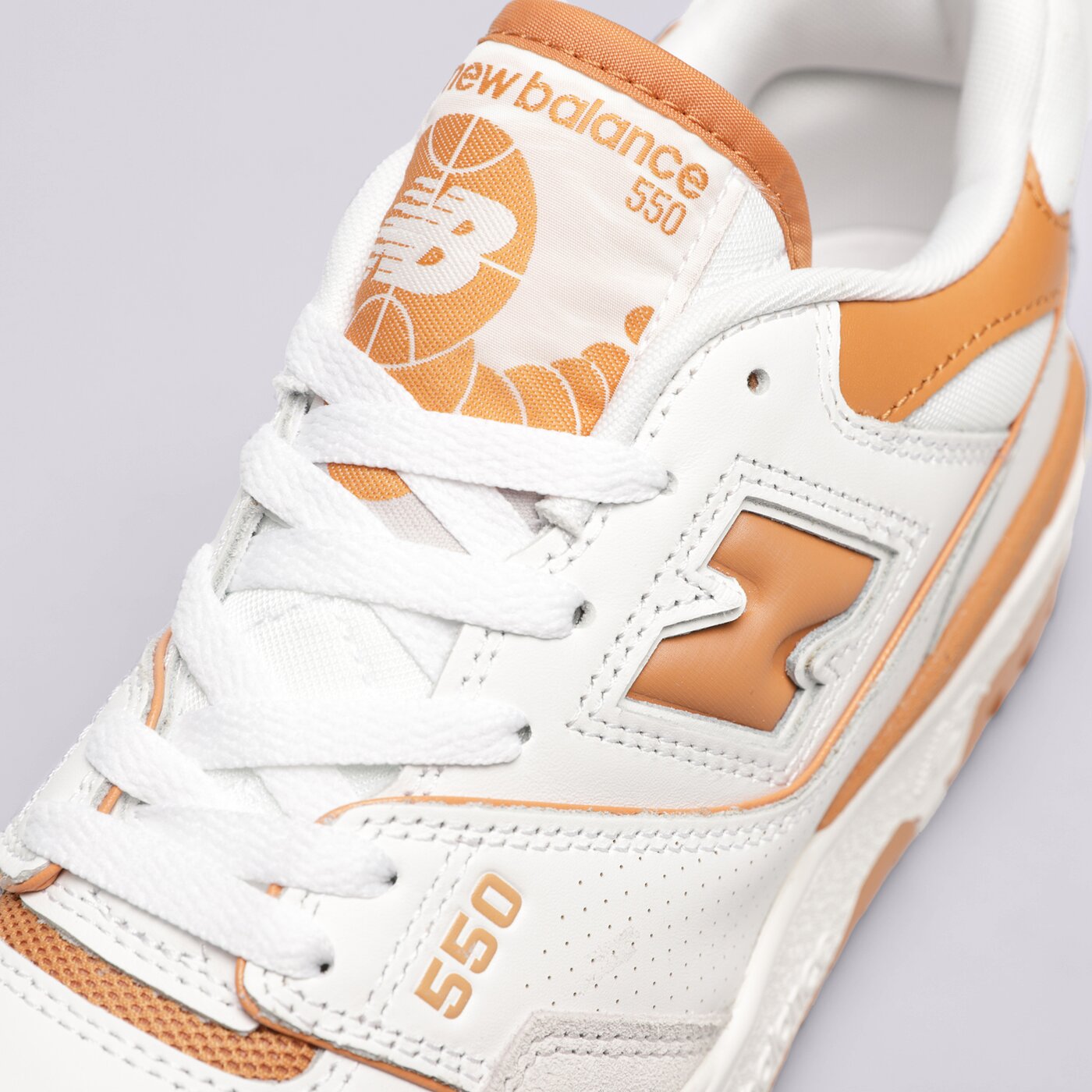 Мъжки маратонки NEW BALANCE 550  bb550lsc цвят бял