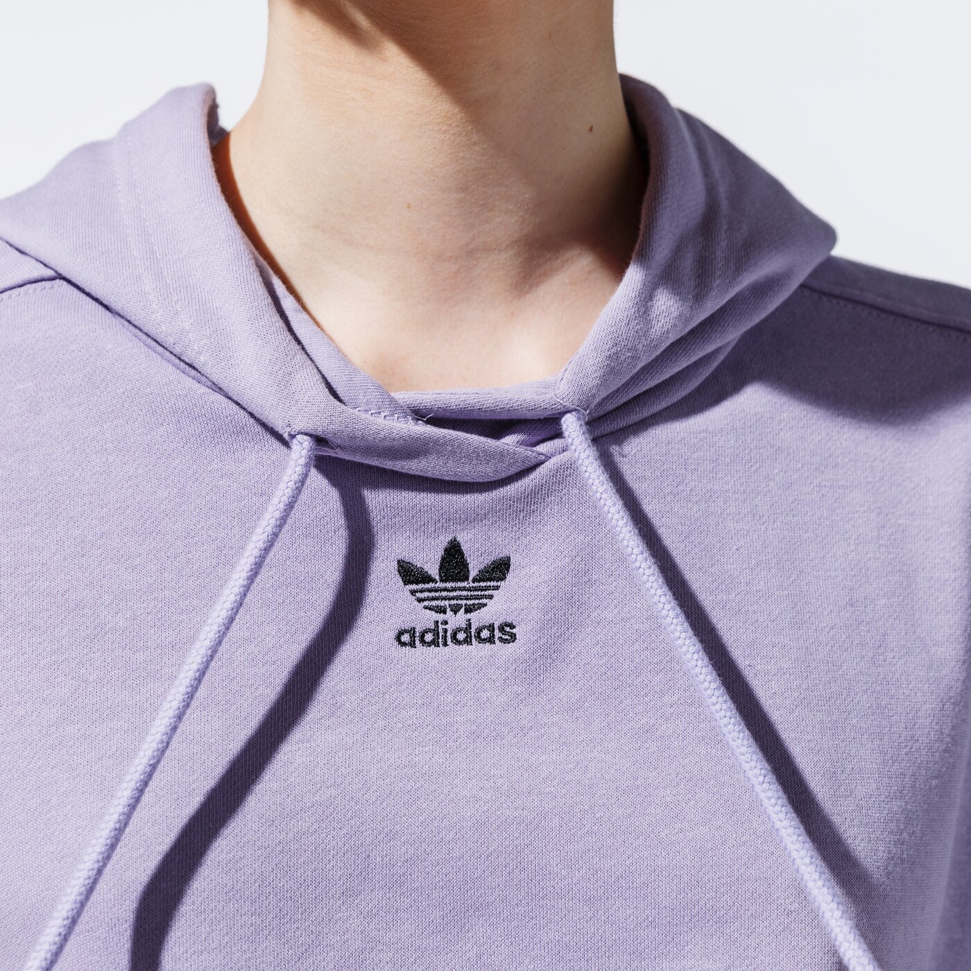 Дамски суичър ADIDAS СУИТЧЪР С КАЧУЛКА HOODIE gn4775 цвят виолетов