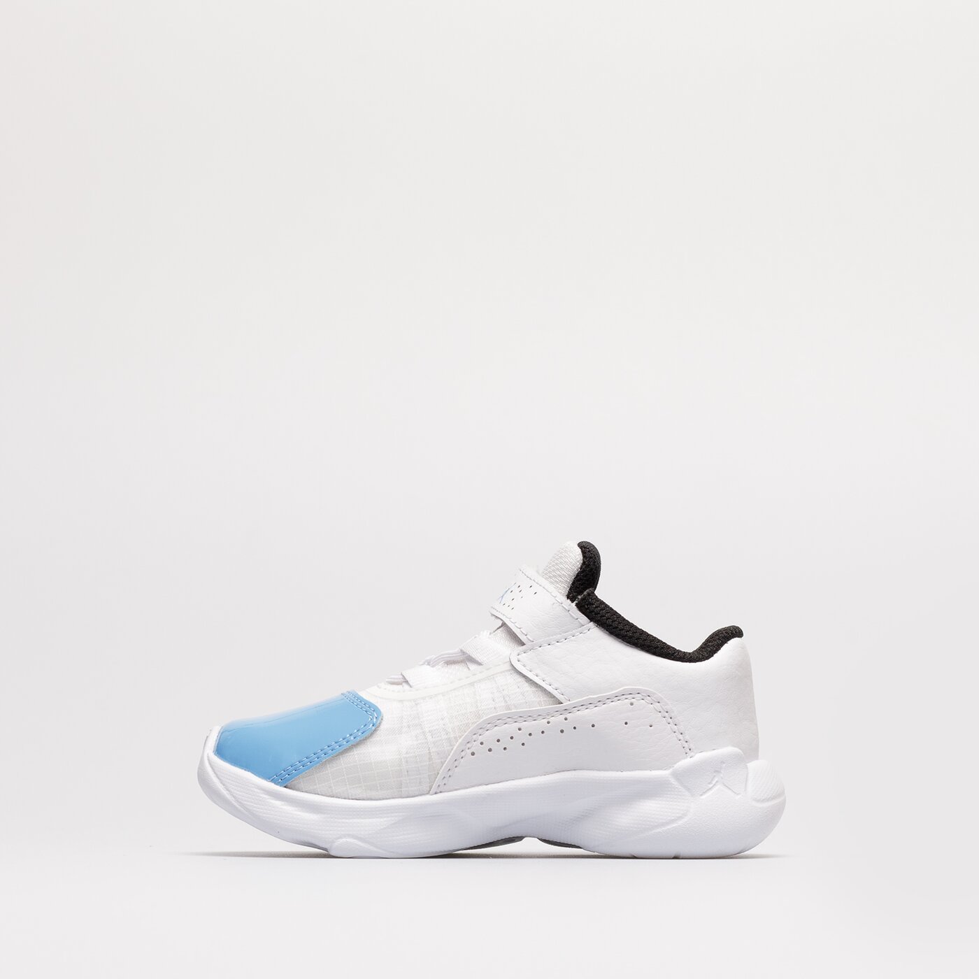 Детски маратонки JORDAN 11 CMFT LOW cz0906-114 цвят бял