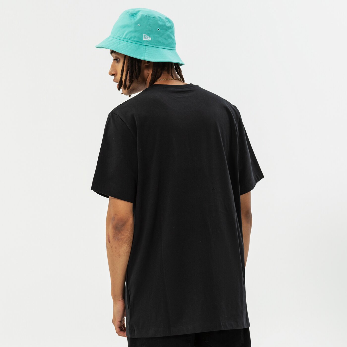 Мъжка тениска JORDAN ТЕНИСКА M J ESS JUMPMAN SS CREW dq7376-010 цвят черен