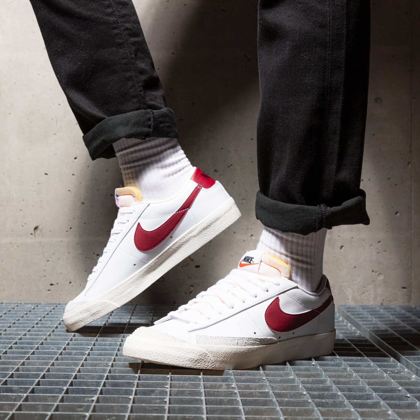 Мъжки маратонки NIKE BLAZER LOW '77 VINTAGE da6364-102 цвят бял