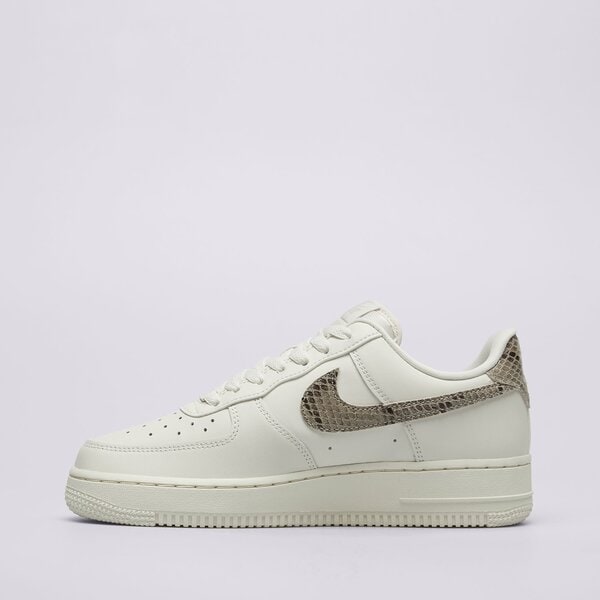 Дамски маратонки NIKE WMNS AIR FORCE 1 '07 REC dd8959-002 цвят бежов