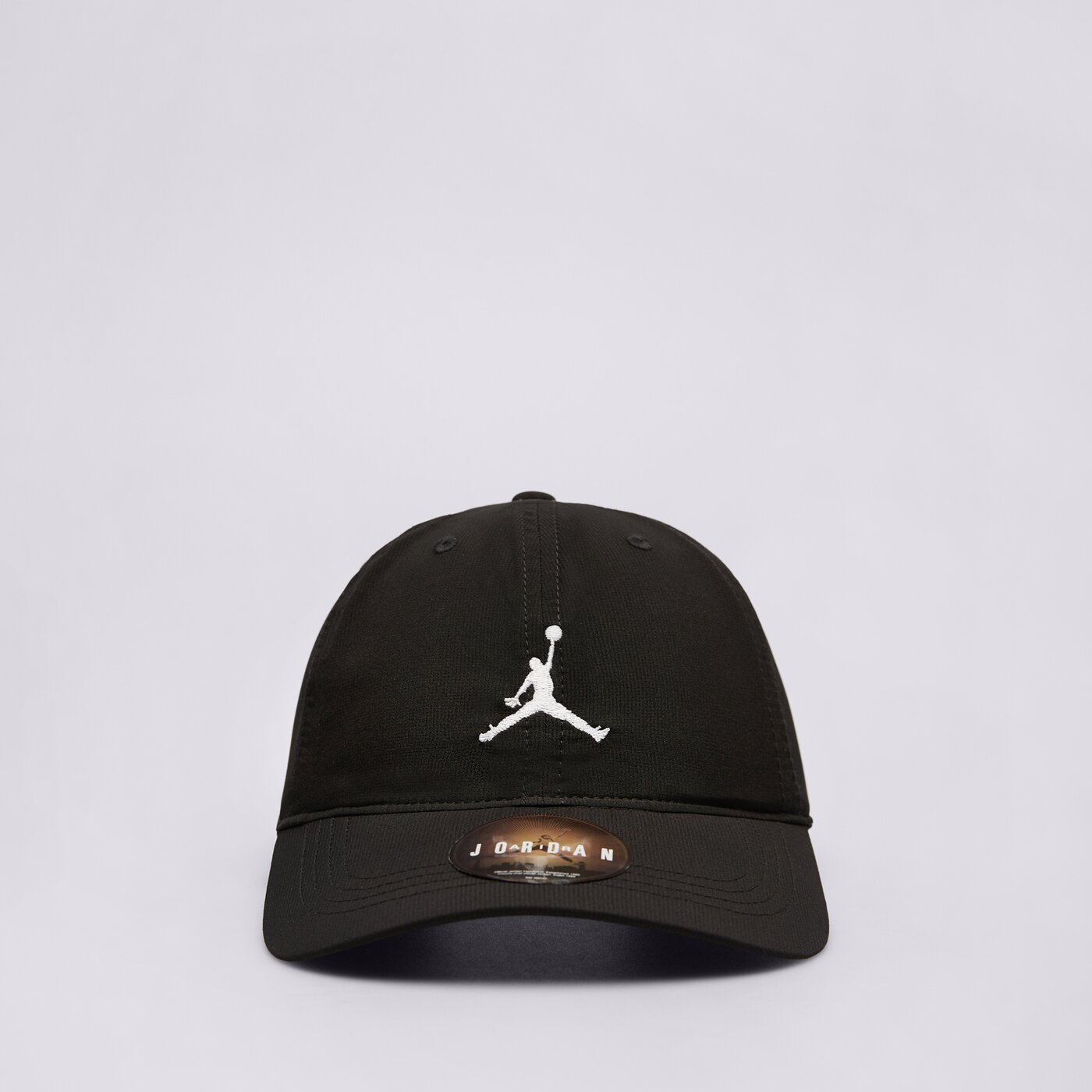 Детска шапка с козирка JORDAN ШАПКА JORDAN ESSENTIALS CAP 9a0724-023 цвят черен