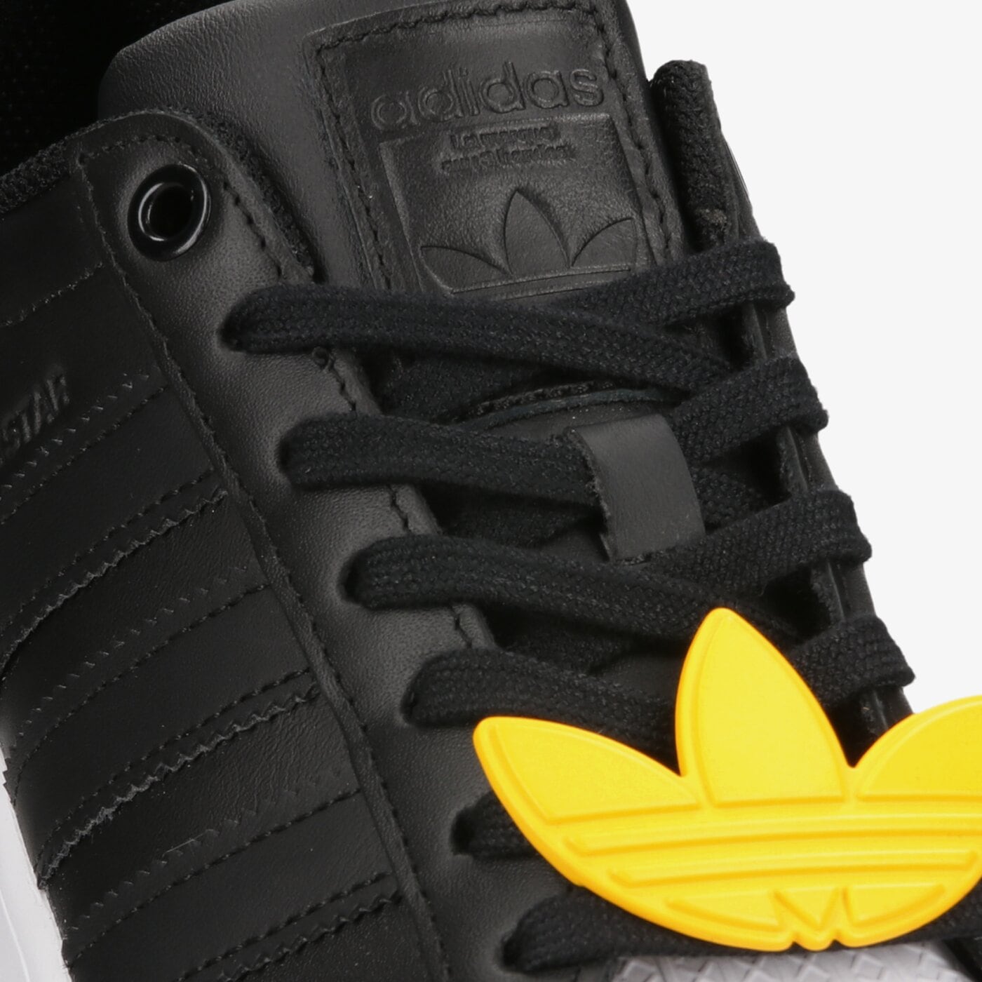 Дамски маратонки ADIDAS SUPERSTAR BOLD W h04028 цвят черен