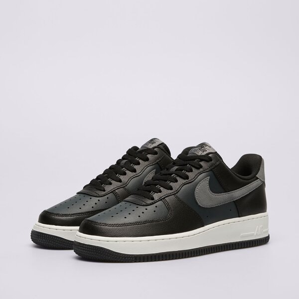 Мъжки маратонки NIKE AIR FORCE 1 '07 LV8 fj4170-004 цвят черен