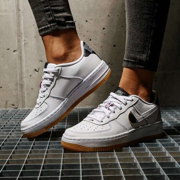 Детски маратонки NIKE AIR FORCE 1 LV8 1 ct3842-100 цвят бял