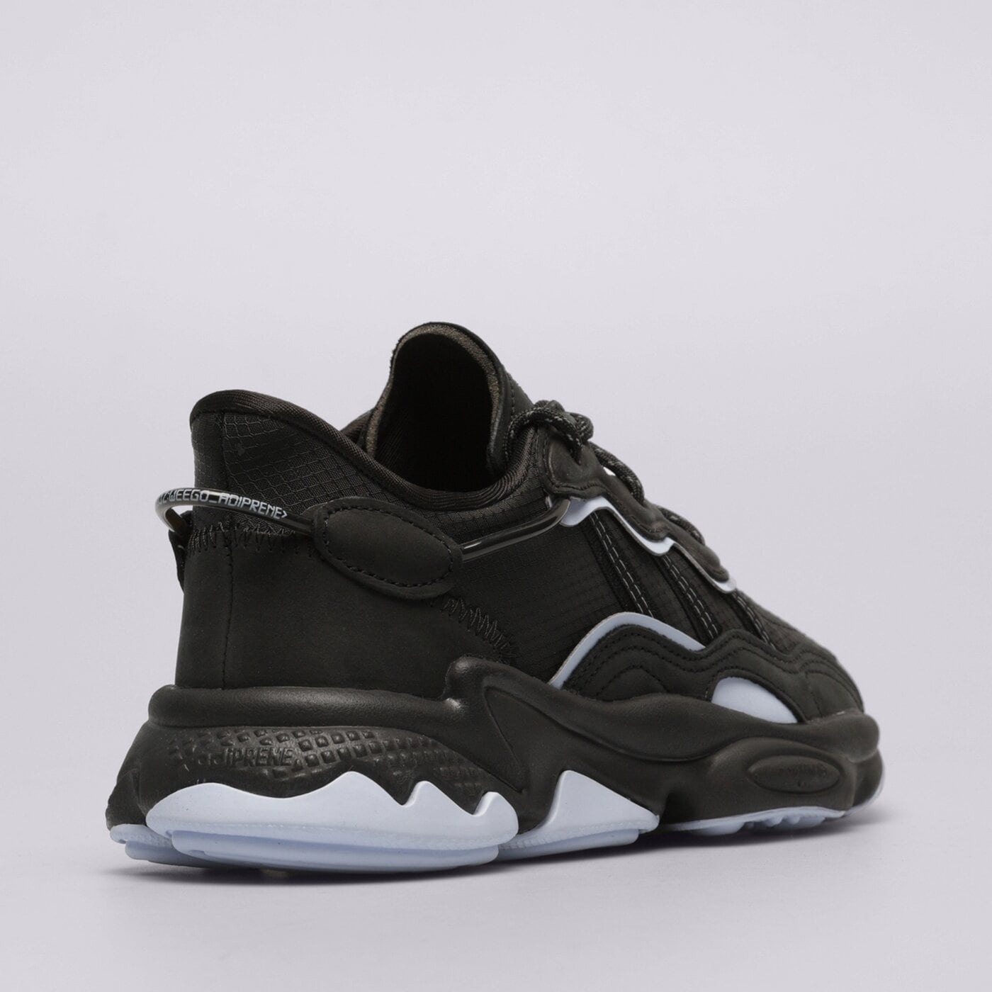 Дамски маратонки ADIDAS OZWEEGO W hq8545 цвят черен