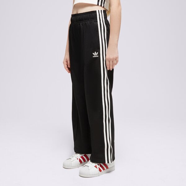 Детски панталони ADIDAS ПАНТАЛОНИ WIDE PANTS G hk0347 цвят черен