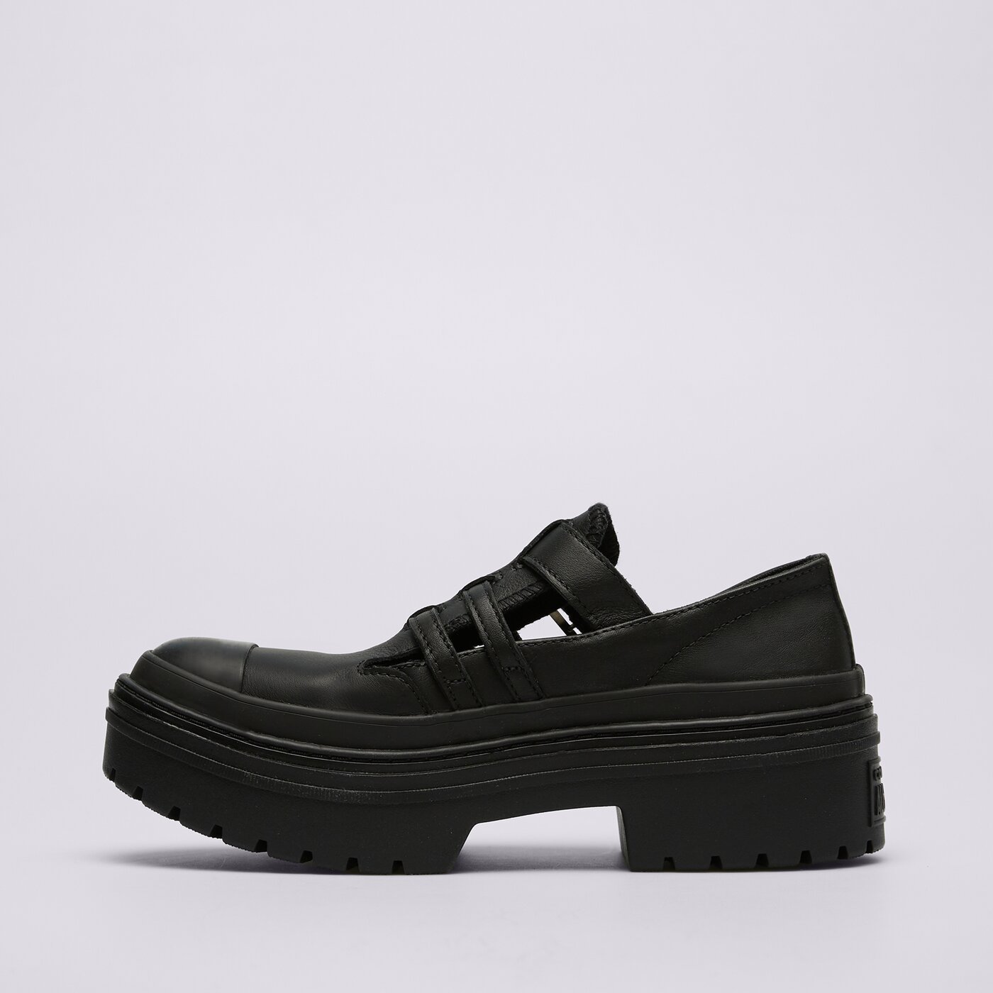 Дамски кежуал CONVERSE CHUCK TAYLOR ALL STAR LUGGED HEEL MJ a10616c цвят черен