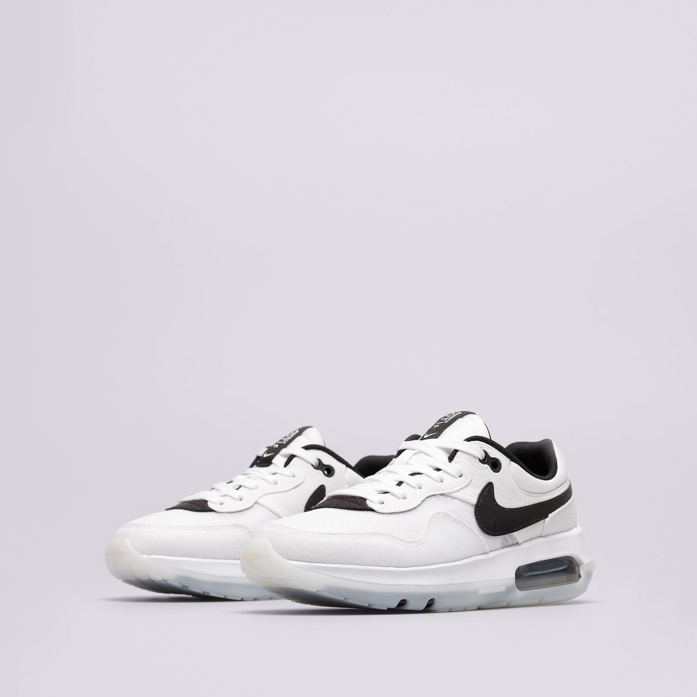 Детски маратонки NIKE AIR MAX MOTIF dh9388-100 цвят бял