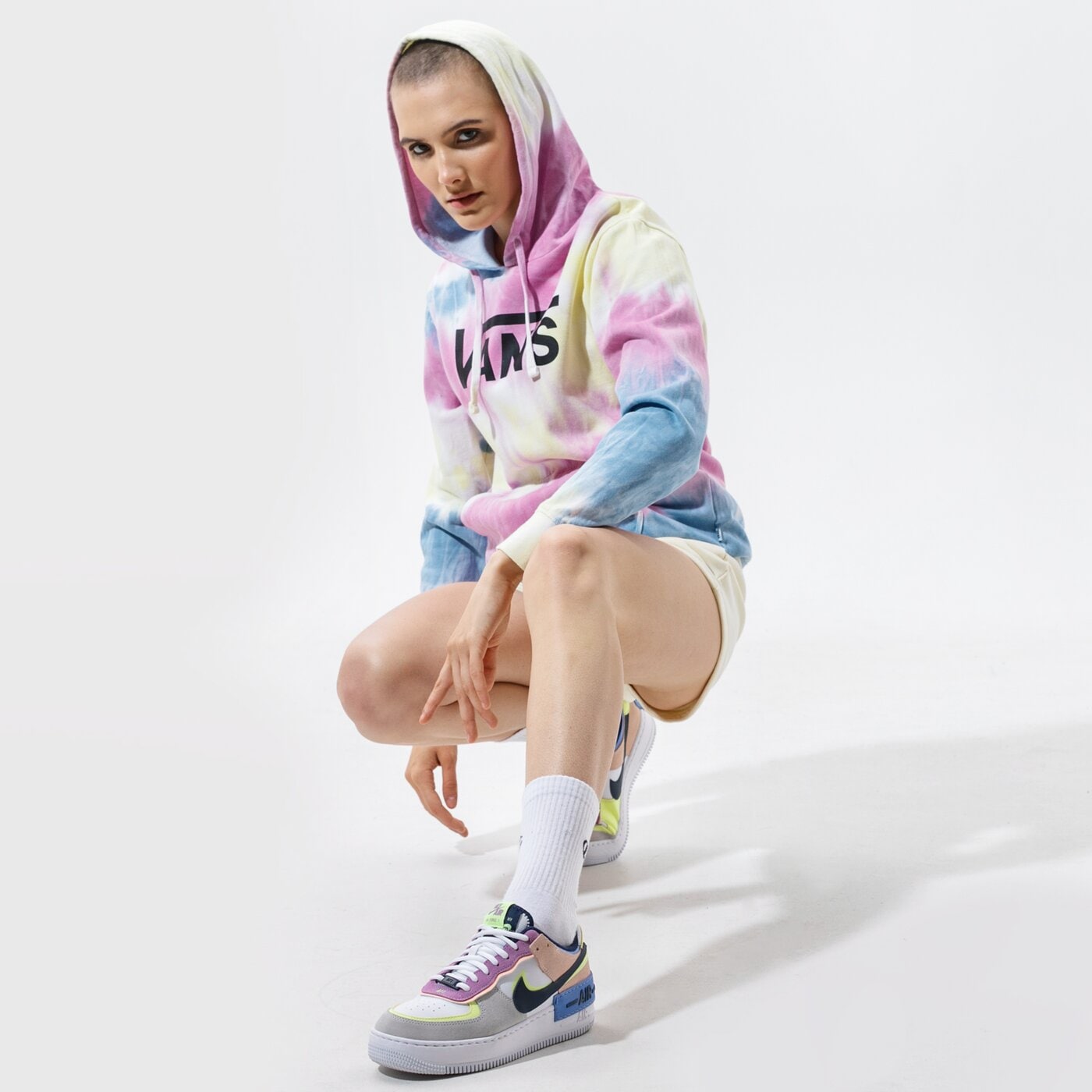 Дамски суичър VANS СУИТЧЪР С КАЧУЛКА WM SPIRALING HOODIE ORCHID vn0a5asm0fs1 цвят многоцветен