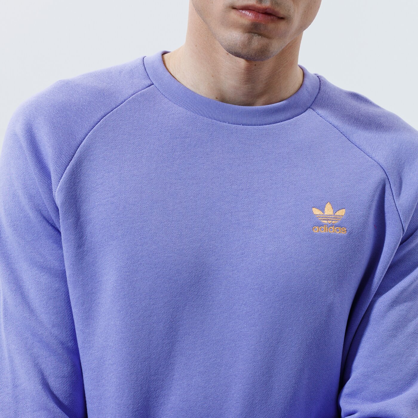 Мъжки суичър ADIDAS СУИТЧЪР ESSENTIAL CREW gn3410 цвят виолетов