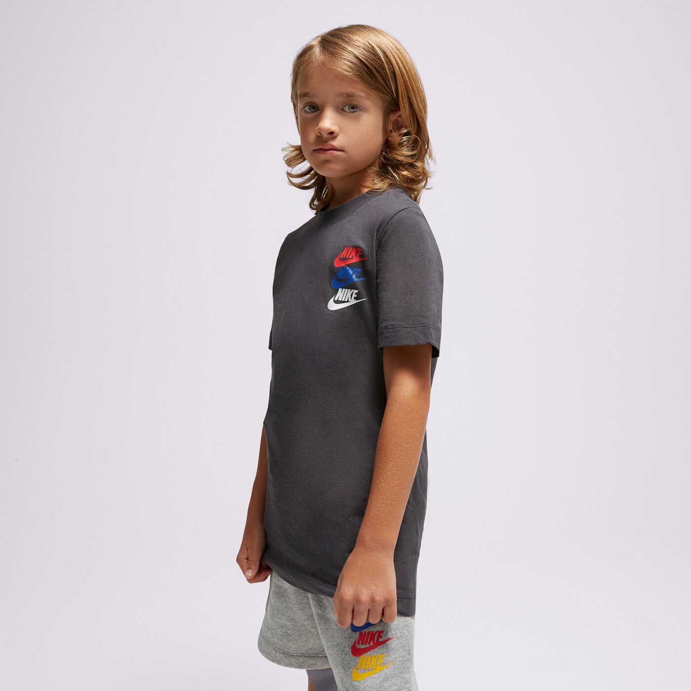 Детска тениска NIKE ТЕНИСКА B NSW SI GRAPHIC TEE fj5391-070 цвят тъмносин